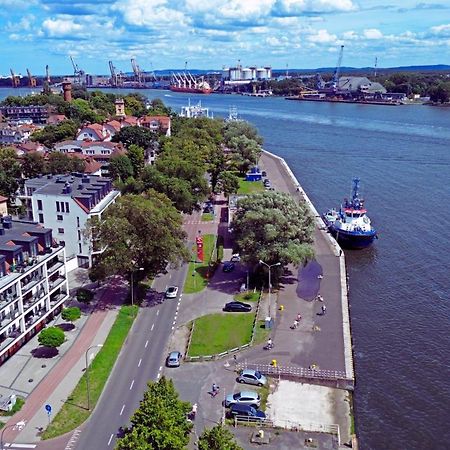 Sunset Apartments - Flotylla. Widok Na Port + Parking. Swinoujscie Kültér fotó